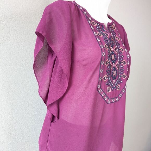 Skies Are Blue Embroidered Women's Blouse - Picture 2 of 7